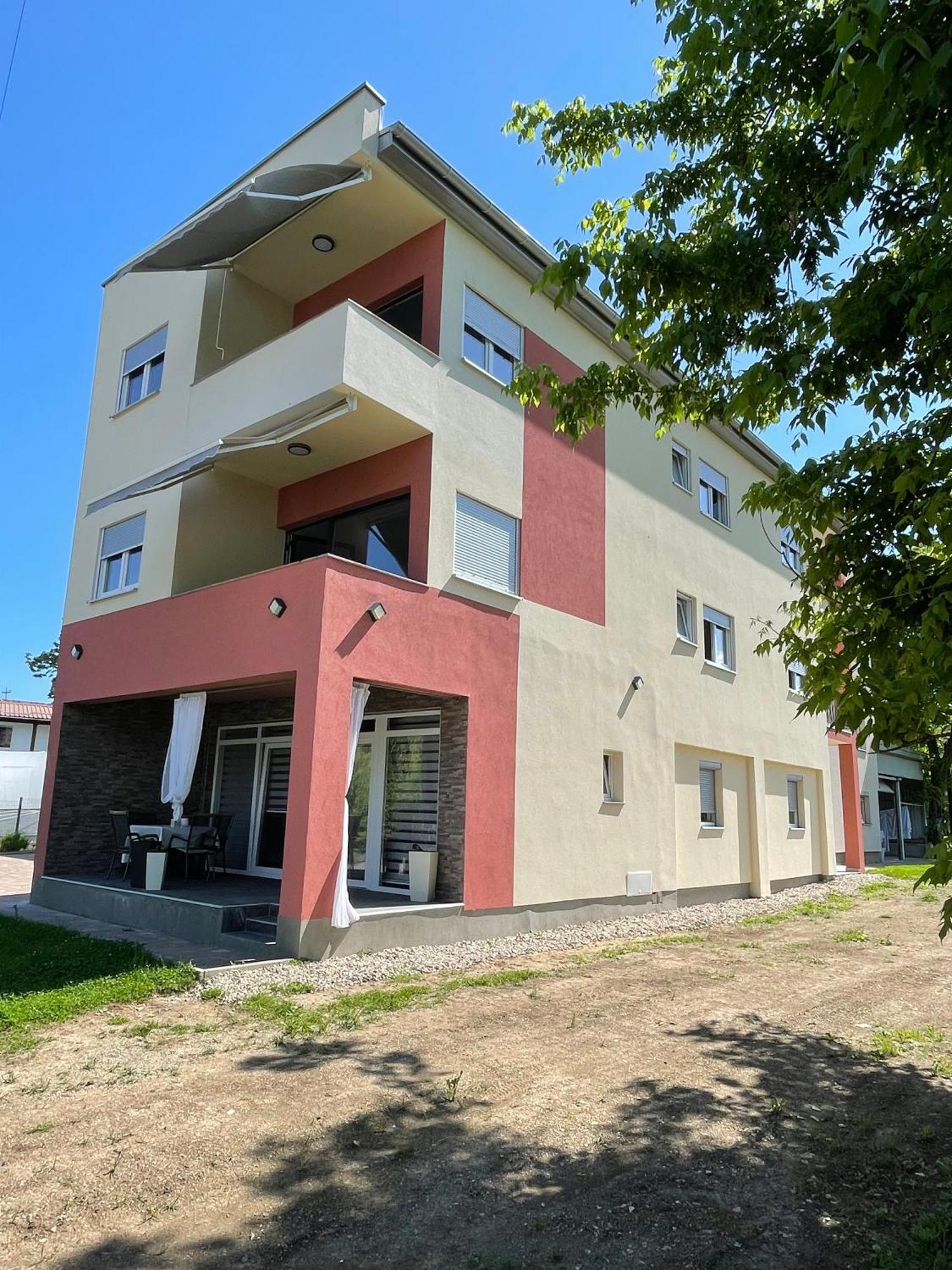 Apartment Vila Tara Бихач Экстерьер фото